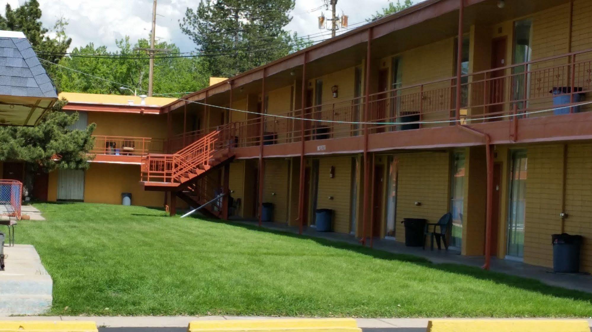 Essex House Motel Littleton Exterior photo