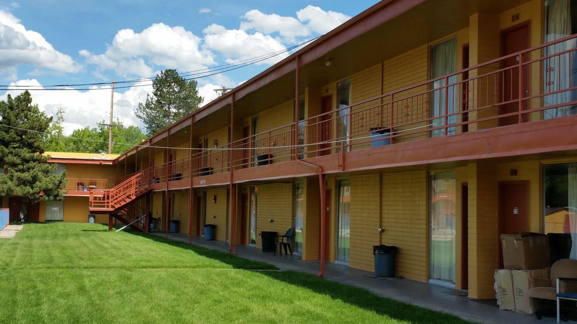 Essex House Motel Littleton Exterior photo